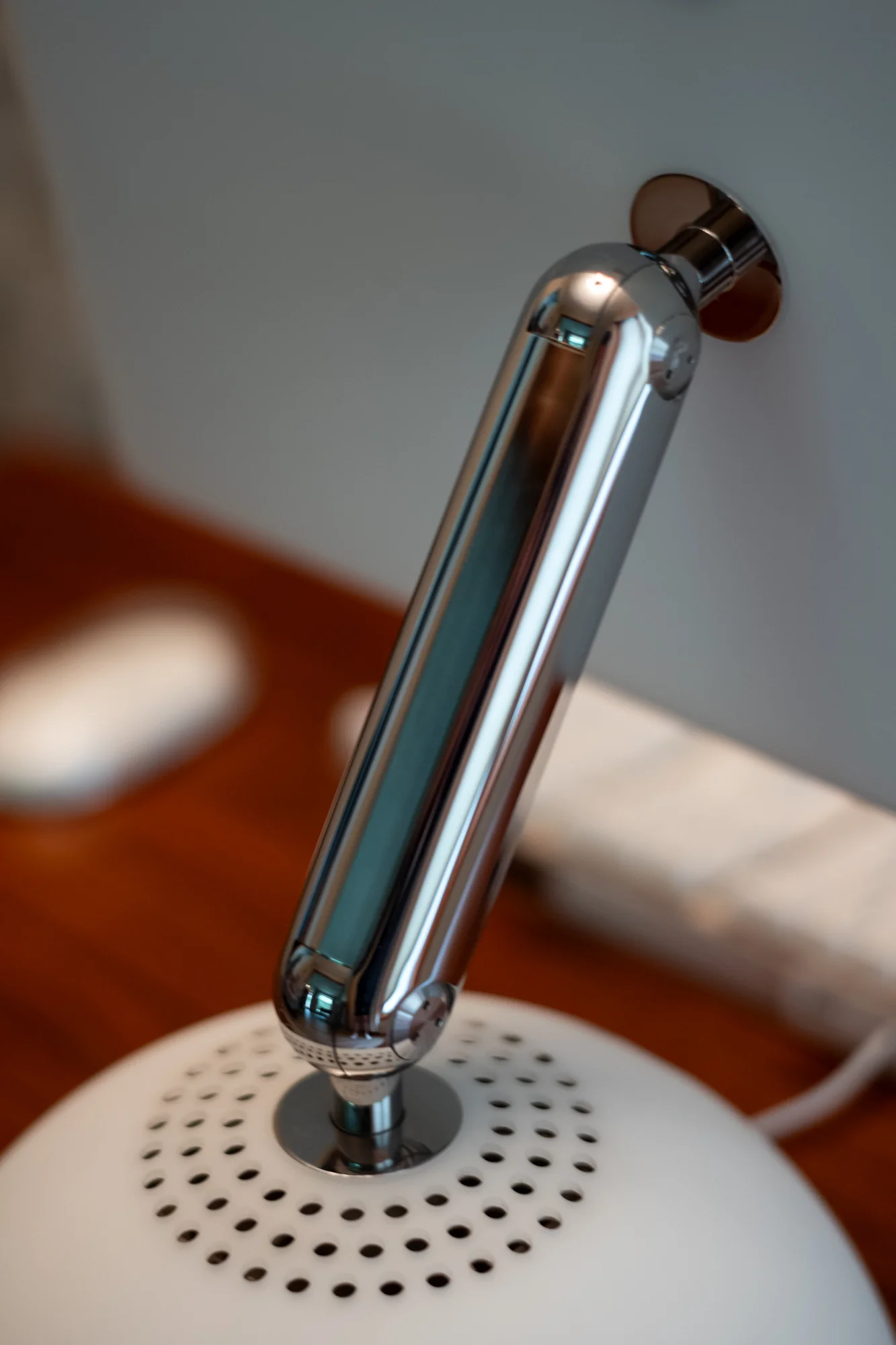 iMac G4 articulating arm